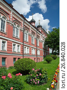 Богородице-Рождественский женский монастырь (1501-1505). Церковь Казанской иконы Божией Матери. Москва, улица Рождественка, д.20/8 с14 (2017 год). Стоковое фото, фотограф Елена Коромыслова / Фотобанк Лори