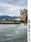 Cityscape of Lucerne city, Reuss river (2017 год). Стоковое фото, фотограф EugeneSergeev / Фотобанк Лори