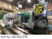 Internal grinding machine. Shop for metal machining. Стоковое фото, фотограф Андрей Радченко / Фотобанк Лори
