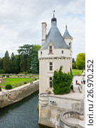Башня замка Шенонсо (Château de Chenonceaux). Осенний день. Департамент Эндр и Луара. Франция (2017 год). Редакционное фото, фотограф E. O. / Фотобанк Лори