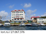 Отель "Паллада" в Славянке, Приморский край, Россия (2017 год). Редакционное фото, фотограф Овчинникова Ирина / Фотобанк Лори