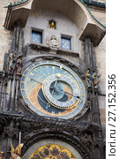 Orloj, Historical medieval astronomical clock, Old Town Hall, Prague, Czech Republic (2014 год). Стоковое фото, фотограф Куликов Константин / Фотобанк Лори