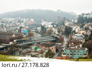 Top view of residential areas in Lucerne on a foggy winter day, Switzerland (2010 год). Стоковое фото, фотограф Юлия Бабкина / Фотобанк Лори