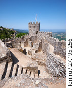 The curtain walls and solid tower of the Castle of the Moors. Sintra. Portugal (2016 год). Стоковое фото, фотограф Сергей Пристяжнюк (Serg Zastavkin) / Фотобанк Лори