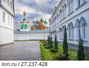 Спасский и Введенский храмы The Spassky Temple and the Vvedensky Cathedral (2014 год). Стоковое фото, фотограф Baturina Yuliya / Фотобанк Лори