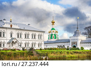 Спасский храм Толгского монастыря The Spassky Temple of the Tolga Monastery (2014 год). Стоковое фото, фотограф Baturina Yuliya / Фотобанк Лори
