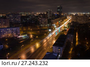 Санкт-Петербург. Ночной вид на Краснопутиловскую улицу, Московский район (2017 год). Редакционное фото, фотограф Сергей Крамарев / Фотобанк Лори