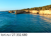 Sunrise beach Spiaggia della Punticeddha, Salento, Italy (2017 год). Стоковое фото, фотограф Юрий Брыкайло / Фотобанк Лори