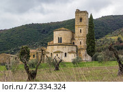 Abbey of Sant Antimo, Italy (2015 год). Стоковое фото, фотограф Boris Breytman / Фотобанк Лори