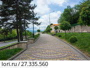 View of the street in Pyatigorsk (2016 год). Стоковое фото, фотограф Юлия Белоусова / Фотобанк Лори