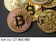 Bitcoin gold coin and chart background. Стоковое фото, фотограф Иван Карпов / Фотобанк Лори