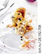 Crepes with prawns and cream cheese sauce. Стоковое фото, фотограф Alexander Tihonovs / Фотобанк Лори