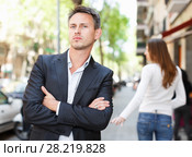 Disappointed man in quarrel with girlfriend. Стоковое фото, фотограф Яков Филимонов / Фотобанк Лори