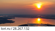 Beautiful sundown on the calm plain river, top view. Стоковое фото, фотограф Владимир Мельников / Фотобанк Лори