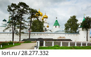 Male Ipatievsky Monastery at cloudy day in Kostroma, Russia (2016 год). Стоковое фото, фотограф Яков Филимонов / Фотобанк Лори