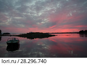 Закат на Белом море на Соловках (2017 год). Редакционное фото, фотограф Natalia Sidorova / Фотобанк Лори