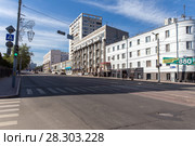 Улица Цвиллинга. Челябинск (2016 год). Редакционное фото, фотограф Евгений Ткачёв / Фотобанк Лори
