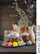 Easter cake and painted eggs. Стоковое фото, фотограф Типляшина Евгения / Фотобанк Лори