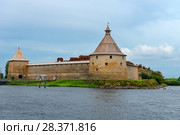 Крепость Орешек. Древняя русская крепость и политическая тюрьма на Ореховом острове в истоке реки Невы. Россия, Шлиссельбург (2017 год). Стоковое фото, фотограф Pukhov K / Фотобанк Лори