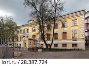 Москва, учебные корпуса при МГУ на Моховой улице (2018 год). Редакционное фото, фотограф Дмитрий Неумоин / Фотобанк Лори