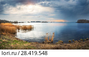 Вышневолоцкое водохранилище A large lake in the town of Vyshny Volochek. Стоковое фото, фотограф Baturina Yuliya / Фотобанк Лори