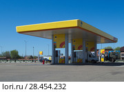 Заправка Роснефть в станице Староминская (2017 год). Редакционное фото, фотограф Светлана Шимкович / Фотобанк Лори