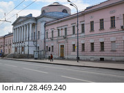 Москва, улица Солянка, дом 14, строение 3. Здание Опекунского совета (2014 год). Стоковое фото, фотограф Dmitry29 / Фотобанк Лори