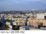 Старые и новые здания в центре Москвы: панорама Таганского района со смотровой площадки в Свиссотель Красные холмы (2017 год). Стоковое фото, фотограф Елена Орлова / Фотобанк Лори