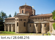 Benedictine Monastery of Santa Maria de Ripoll, Catalonia (2017 год). Стоковое фото, фотограф Яков Филимонов / Фотобанк Лори