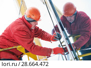 facade glass window installation. Стоковое фото, фотограф Дмитрий Калиновский / Фотобанк Лори
