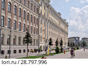 Москва, Смоленский бульвар, дома 4 и 2/40 (2018 год). Редакционное фото, фотограф Илюхина Наталья / Фотобанк Лори