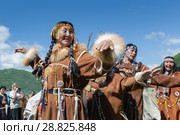 Концерт фольклорного танцевального коллектива коренных народов полуострова Камчатка (2015 год). Редакционное фото, фотограф А. А. Пирагис / Фотобанк Лори