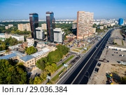 Москва, вид сверху на Дмитровское шоссе и станцию метро "Тимирязевская" (2018 год). Редакционное фото, фотограф glokaya_kuzdra / Фотобанк Лори