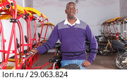 African American driver of pedicab. Стоковое фото, фотограф Яков Филимонов / Фотобанк Лори