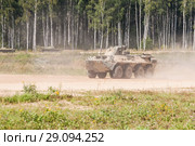 Бронетранспортер БТР-82АТ с тепловизионным прицелом. Международный военно-технический форум "Армия-2018". Полигон "Алабино" в Московской области. Редакционное фото, фотограф Алёшина Оксана / Фотобанк Лори
