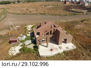 The house is built of red brick. The walls of the house are a top view. Стоковое фото, фотограф Леонид Еремейчук / Фотобанк Лори