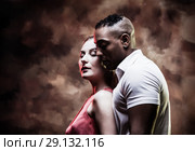 Young and sexy couple dances Caribbean Salsa. Стоковое фото, фотограф Игорь Бородин / Фотобанк Лори