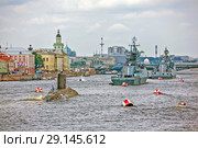 Военные корабли на параде в День ВМФ. Санкт-Петербург (2018 год). Редакционное фото, фотограф Сергей Афанасьев / Фотобанк Лори