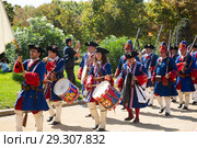 Costumed procession on National Day of Catalonia (2018 год). Редакционное фото, фотограф Яков Филимонов / Фотобанк Лори