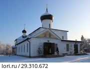 Церковь Георгия Победоносца в Старой Руссе (Новгородская область) (2016 год). Стоковое фото, фотограф Елена Орлова / Фотобанк Лори