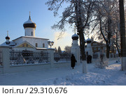 Церковь Георгия Победоносца в Старой Руссе (Новгородская область) (2016 год). Стоковое фото, фотограф Елена Орлова / Фотобанк Лори