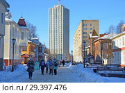Россия, город Архангельск, проспект Чумбарова-Лучинскоого зимним вечером в ясную погоду (2018 год). Редакционное фото, фотограф Овчинникова Ирина / Фотобанк Лори