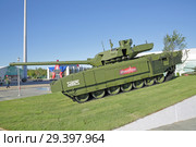 Танк Т-14 "Армата" на Международном военно-техническом форуме "Армия-2018" Редакционное фото, фотограф Игорь Долгов / Фотобанк Лори