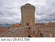 Башня (Матильды) Matilde. Старая крепость (Fortezza Vecchia). Ливорно. Тоскана. Италия (2018 год). Стоковое фото, фотограф Сергей Афанасьев / Фотобанк Лори