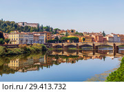 Ponte San Niccolo (мост Святого Николая) через Арно. Флоренция. Италия (2018 год). Стоковое фото, фотограф Сергей Афанасьев / Фотобанк Лори