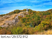 Пятигорск. Эолова арфа. Осень (2017 год). Редакционное фото, фотограф Николай Николенко / Фотобанк Лори