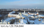 Собор Святой Софии в кремле Великого Новгорода январским днем (аэросъемка). Россия (2019 год). Стоковое видео, видеограф Виктор Карасев / Фотобанк Лори