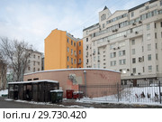 Москва, дома со стороны Селиверстова переулка (2019 год). Редакционное фото, фотограф Дмитрий Неумоин / Фотобанк Лори