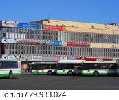 Торгово-офисный центр "Крона". Кронштадтский бульвар, 7. Головинский район. Город Москва. Россия (2015 год). Редакционное фото, фотограф lana1501 / Фотобанк Лори