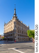 Леон, Испания. Каса де лос Ботинес, 1892 г. (2017 год). Редакционное фото, фотограф Rokhin Valery / Фотобанк Лори